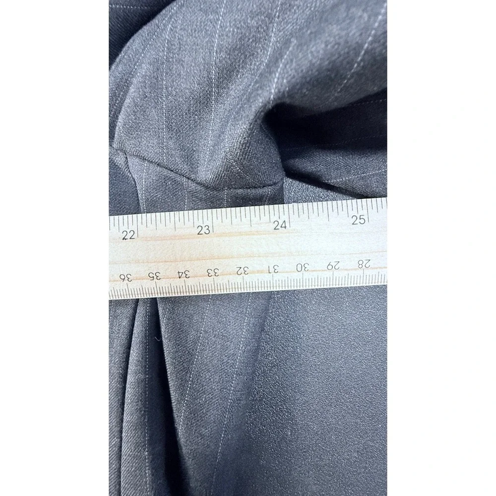 Chaps Ralph Lauren Mens Grey Pinstripe Wool Blazer Sport Coat Made in Canada